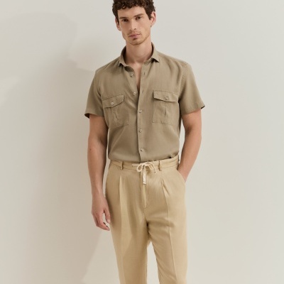 Camisa slim fit de manga curta Lion of Porches