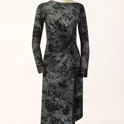 Vestido Midi em Veludo com Nó Frontal Sahoco