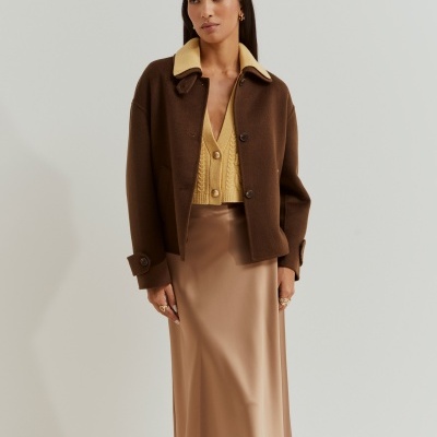 Casaco curto mistura de lã Lion of Porches