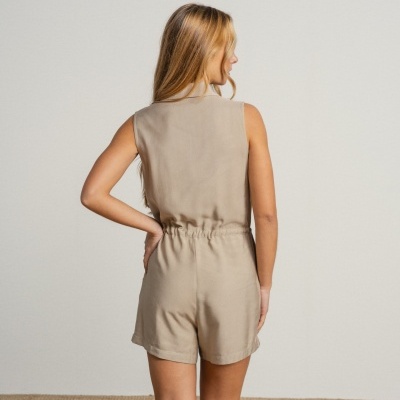 Macacão curto de corte descontraído SMF