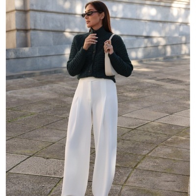 Calça wide leg com pinça Scripta
