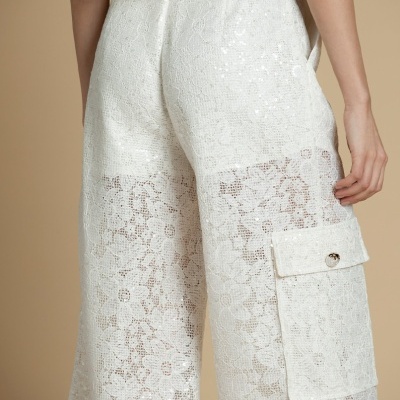 Calças Culotte em renda Sahoco