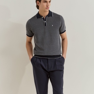 Polo de manga curta em malha de algodão Lion of Porches