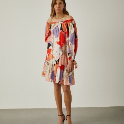 Vestido curto com padrão abstrato Lion of Porches