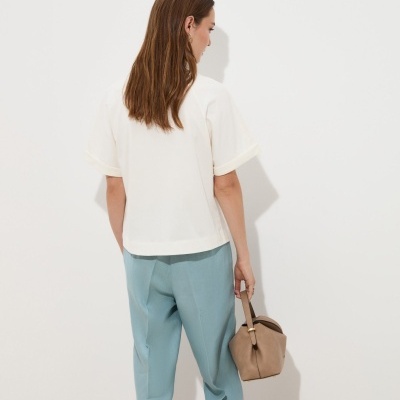 T-shirt em algodão com bordado floral e missangas Decenio