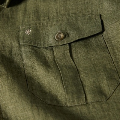 Camisa manga curta slim fit em linho Lion of Porches