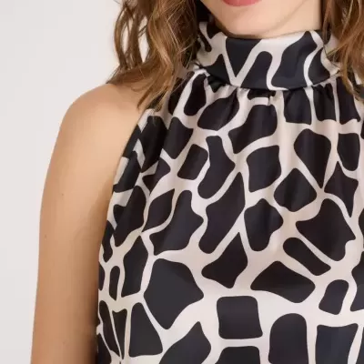 Top estilo halter Naf Naf