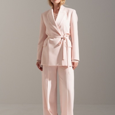 Blazer clássico com cinto Ferrache