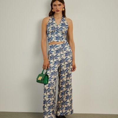 Top halter fluido com padrão palmeiras Lion of Porches