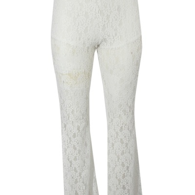 CALÇAS FLARE EM MALHA RENDADA SAHOCO