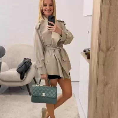 Casaco Trench com Lapela Larga SPACCIO By Cristina