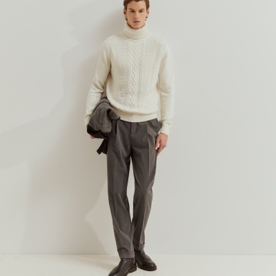 Camisola Gola Alta em Malha Entrançada Lion of Porches