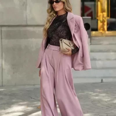 Blazer em Alfaiataria com emblema SH