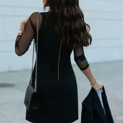 Vestido riscado com detalhe de transparência Scripta