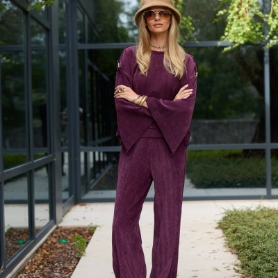 Calça C/Aplicação Swallow