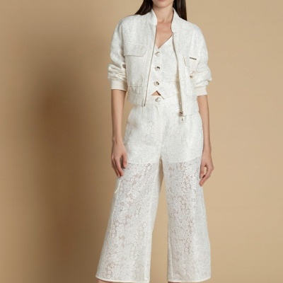 Calças Culotte em renda Sahoco