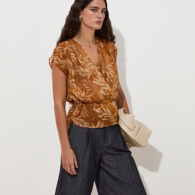 Blusa de trespasse de manga curta Decenio