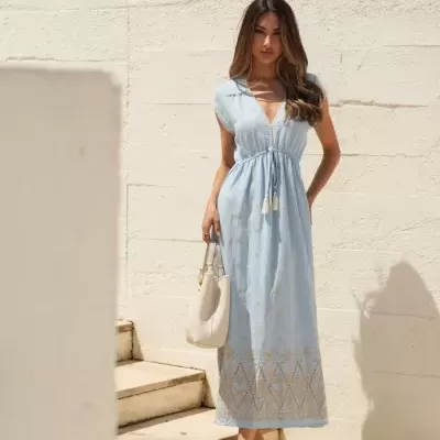 Vestido midi bordado com detalhe de tassel Spaccio