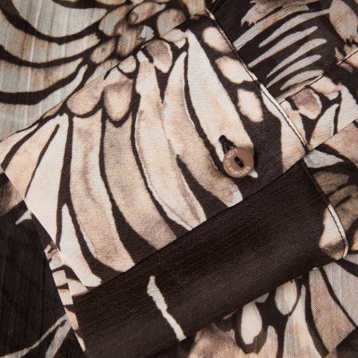 Camisa fluída estampada com motivo de asas Lion of Porches