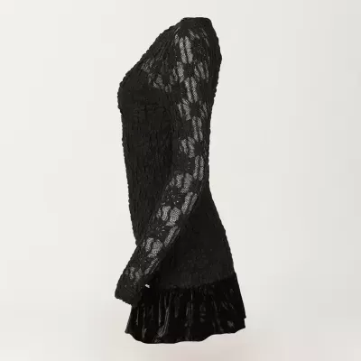 Vestido Curto em Renda com Saia de Veludo Plissado Sahoco