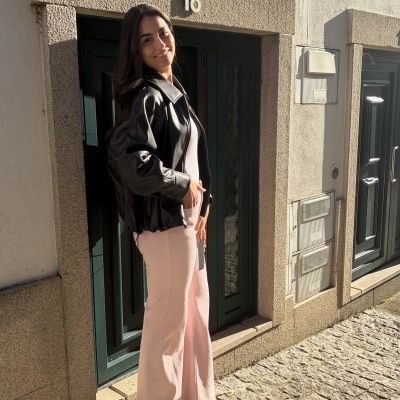 Blusão em efeito pele com cintura ajustável Ferrache