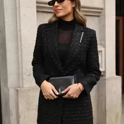 Blazer efeito fantasia e detalhe metálico Scripta