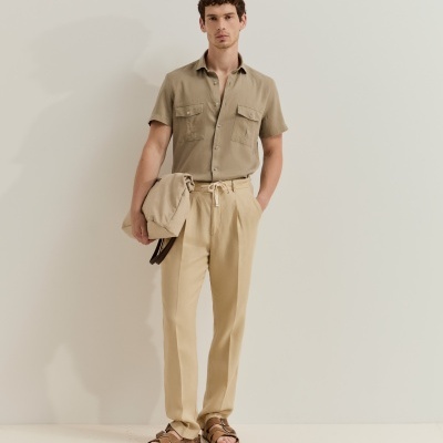 Camisa slim fit de manga curta Lion of Porches