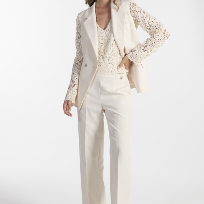 CALÇAS STRAIGHT DE FATO ANA SOUSA