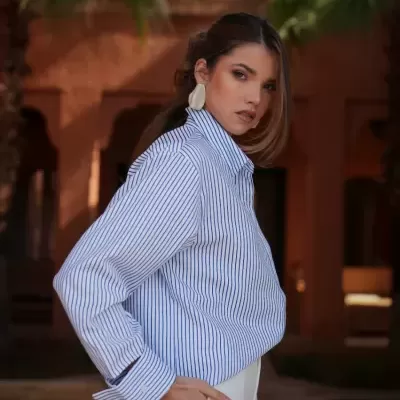 Camisa de riscas pormenor punhos SPACCIO By Cristina