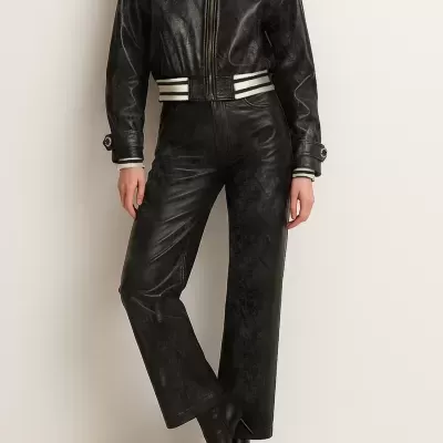 Calças em Eco Pele de Cintura Subida Sahoco