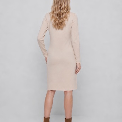 Vestido de malha com aplicações SMF