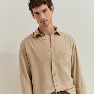 Camisa regular fit em liocel Lion of Porches