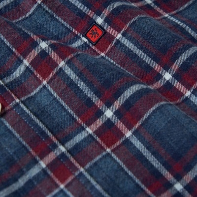 Camisa Slim Fit em tecido com padrão de xadrez Lion of Porches