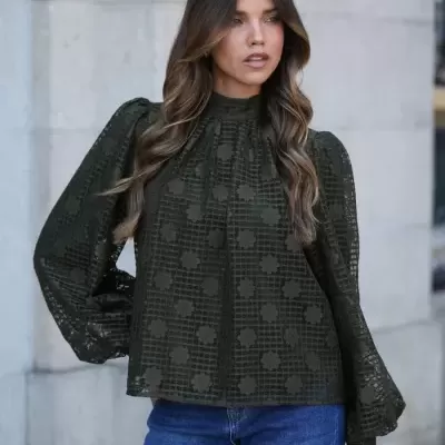 Blusa renda com laço Spaccio