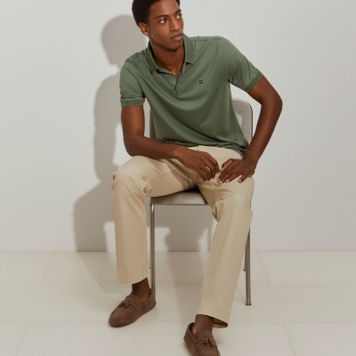 Polo regular fit manga curta Lion of Porches