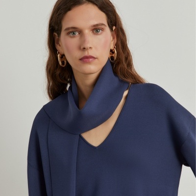 Camisola de malha com cachecol Lion of Porches