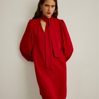 Vestido com decote em V  Lion of Porches