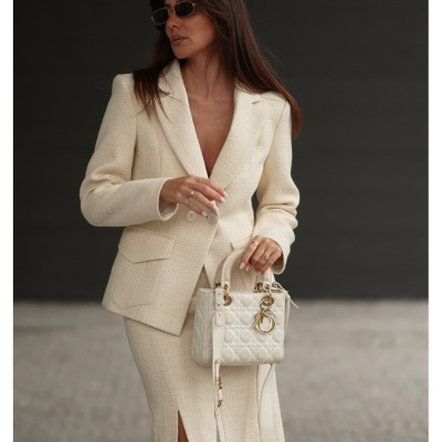 Blazer tweed curto com bolsos Scripta