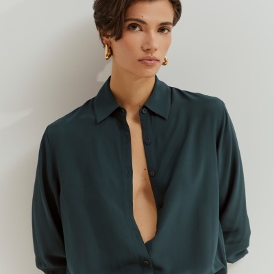 Camisa de cor sólida em rayon Lion of Porches