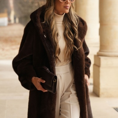 Casaco de pêlo comprido com capuz Ferrache