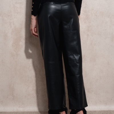 Calças em polipele SMF