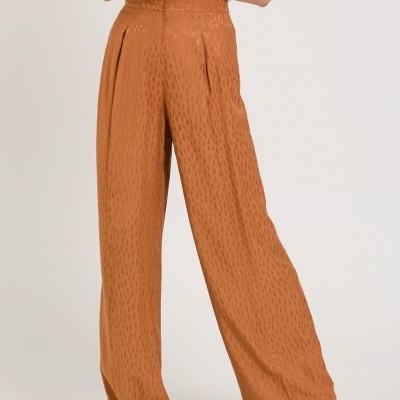 Calças Largas Naf Naf