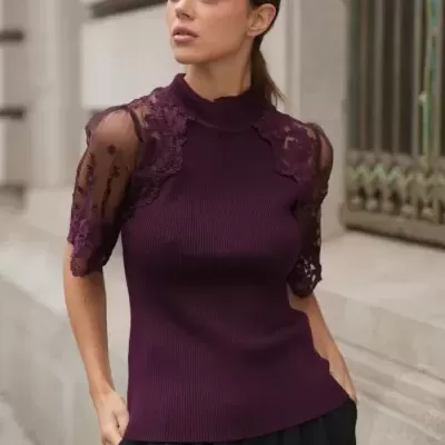 Camisola de Malha com Mangas em Renda Bordada Spaccio