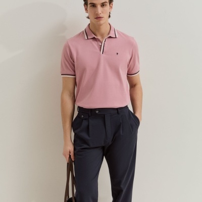 Polo regular fit em piqué de algodão Lion of Porches
