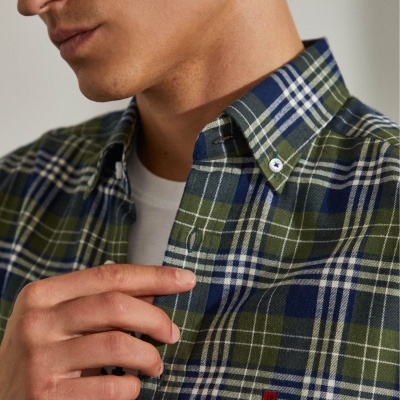 Camisa Slim Fit Lion of Porches