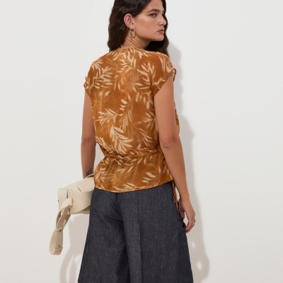 Blusa de trespasse de manga curta Decenio