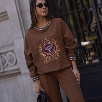 Sweatshirt com bordado collegiate Sahoco