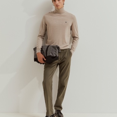 Calças chino regular fit Lion of Porches