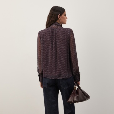 Blusa estampada com laçada Decenio