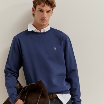 Sweater Básica Lion of Porches